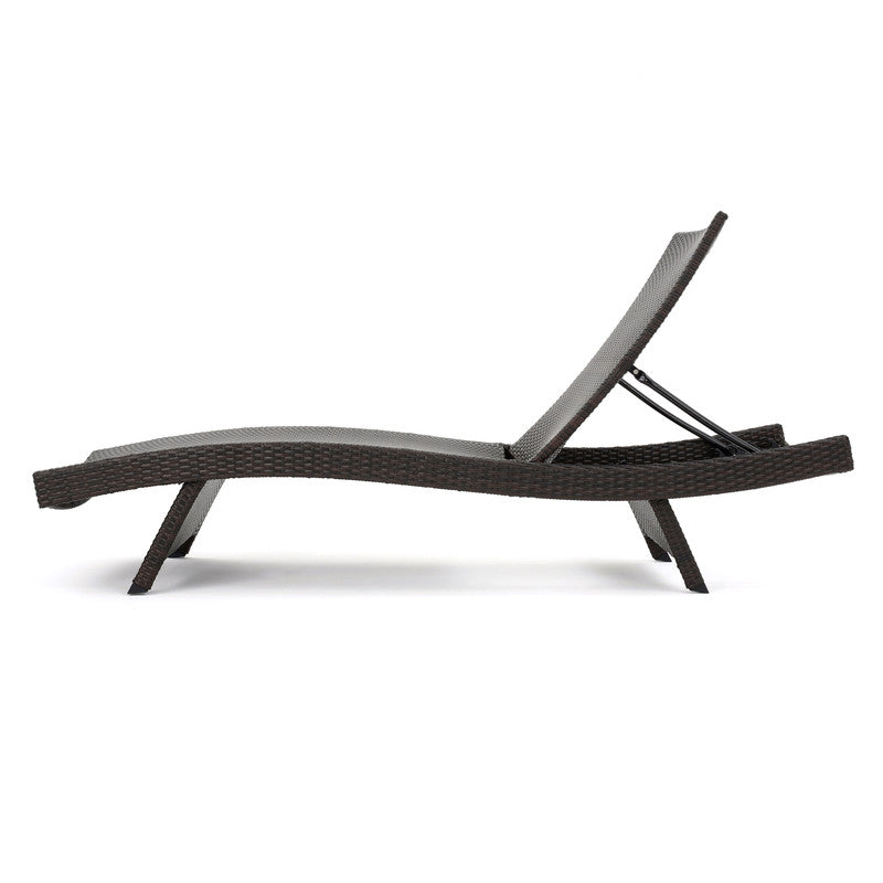 [Ship to Canada Only] Salem Wicker Chaise Lounge