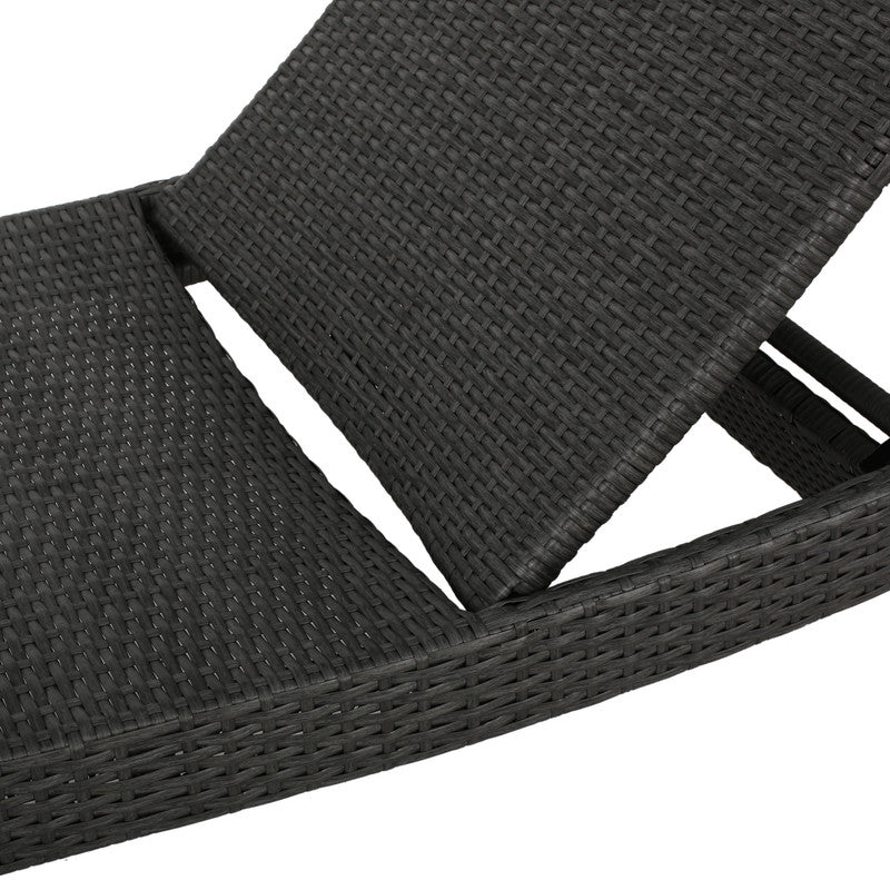 [Ship to Canada Only] Salem Wicker Chaise Lounge (Set of 2)