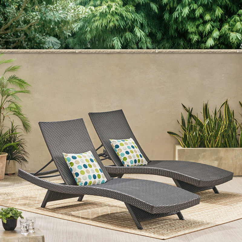 [Ship to Canada Only] Salem Wicker Chaise Lounge (Set of 2)